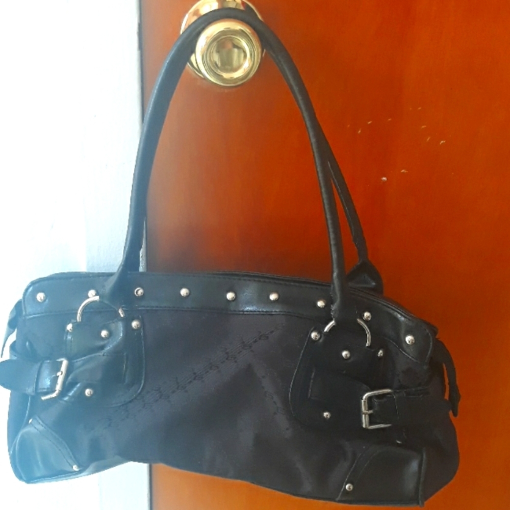 Genuine leather black 90's shoulder bag